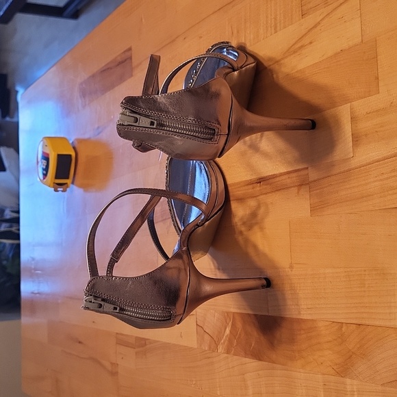 Nina NY Silver Mosiak Crystal Strapy Heels Zippered Back - Picture 4 of 11